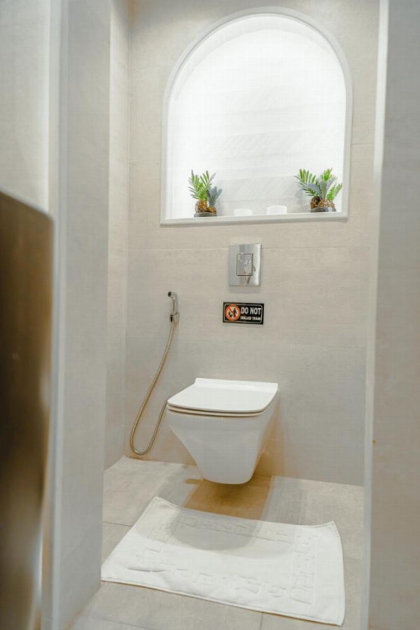 Great Pyramid Inn image 32