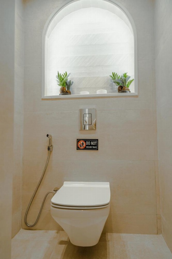 Great Pyramid Inn image 36