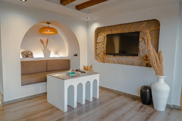 Great Pyramid Inn image 43