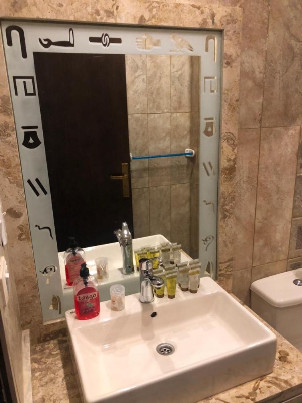 Great Pyramid Inn image 73